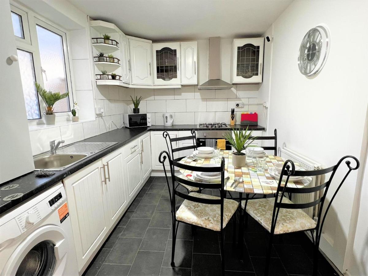 Stepney Green Comfy Double Bed Rooms 14 ลอนดอน ภายนอก รูปภาพ